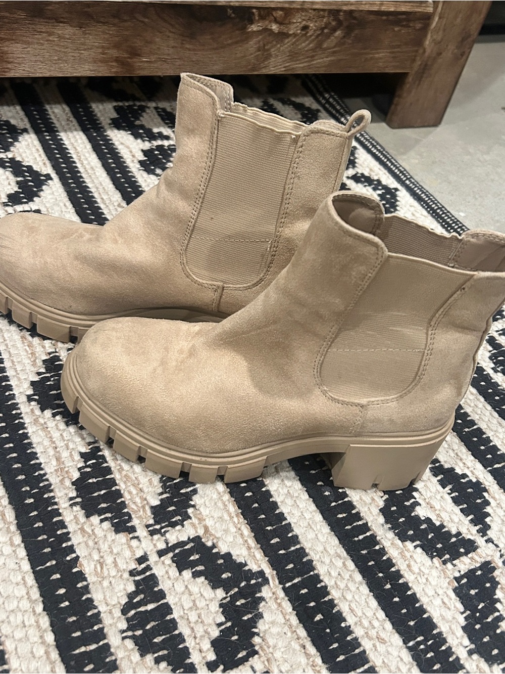 Madden Girl Beige/Tan Chelsea Ankle Boots